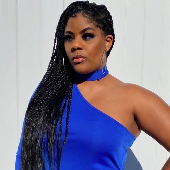 One Shoulder Choker Long Sleeve - Picture 2 of 2